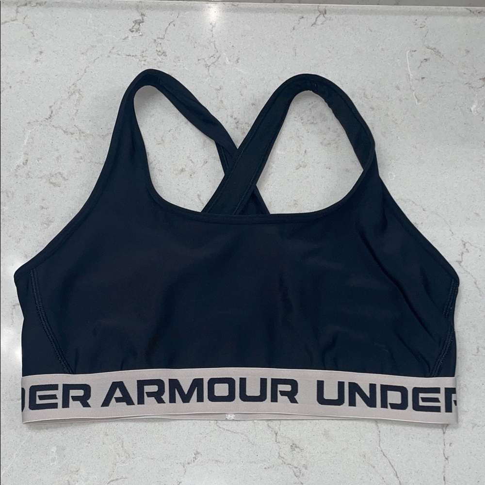 Under Armour Women's Black cross back Sports Bra